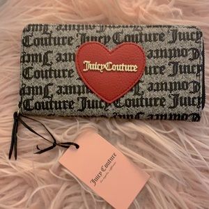 NWT Juicy Couture GOTH Heart Wallet
